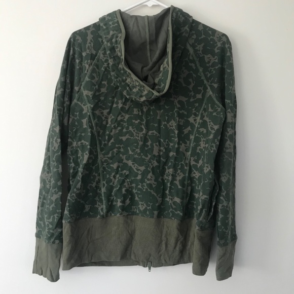 💓NWOT Army Camo Marathon Zipper Front Hooded Jacket - Picture 8 of 14